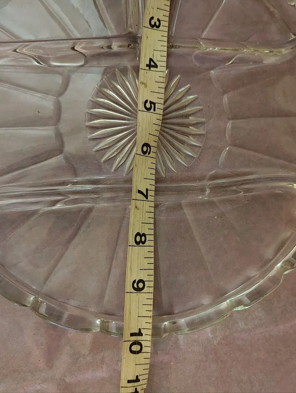 VINTAGE CLEAR PRESSED GLASS DIVIDED RELISH / SERVING TRAY (10